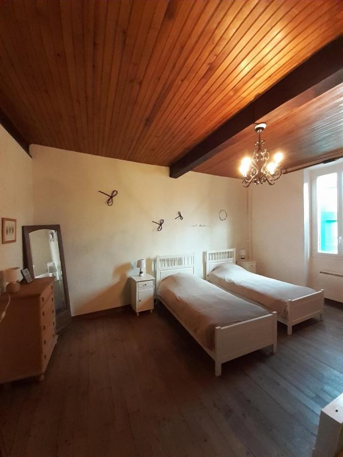 Maison Au Village Du Livre Montolieu Ngoại thất bức ảnh