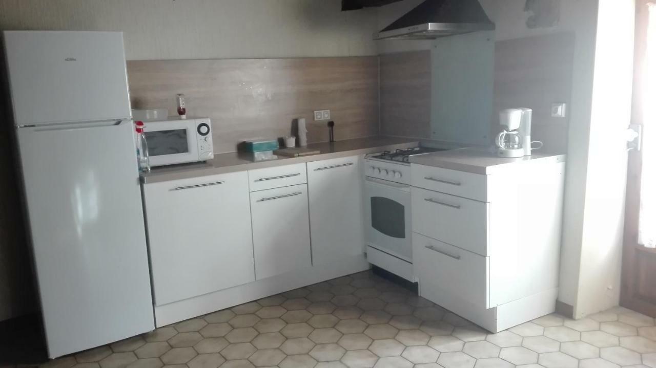 Maison Au Village Du Livre Montolieu Ngoại thất bức ảnh