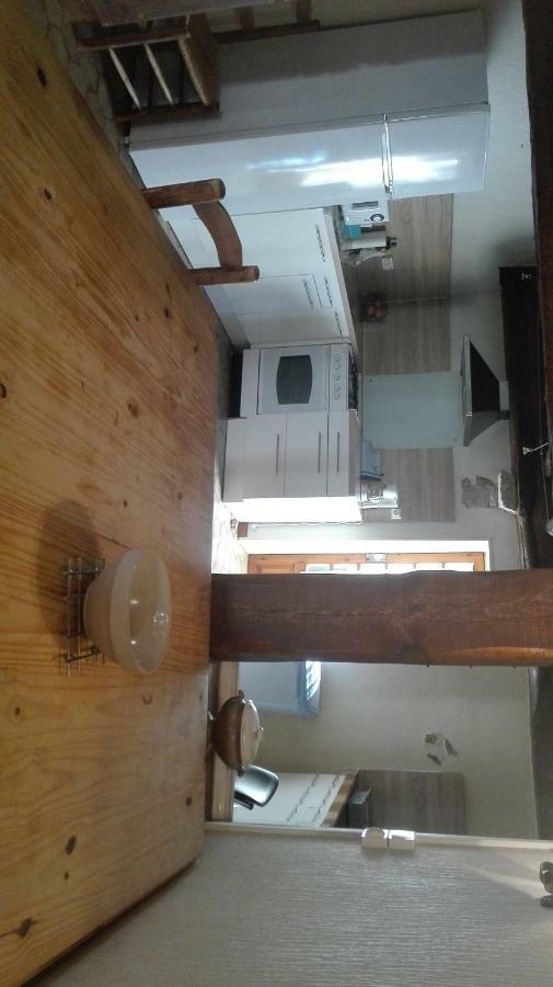 Maison Au Village Du Livre Montolieu Ngoại thất bức ảnh